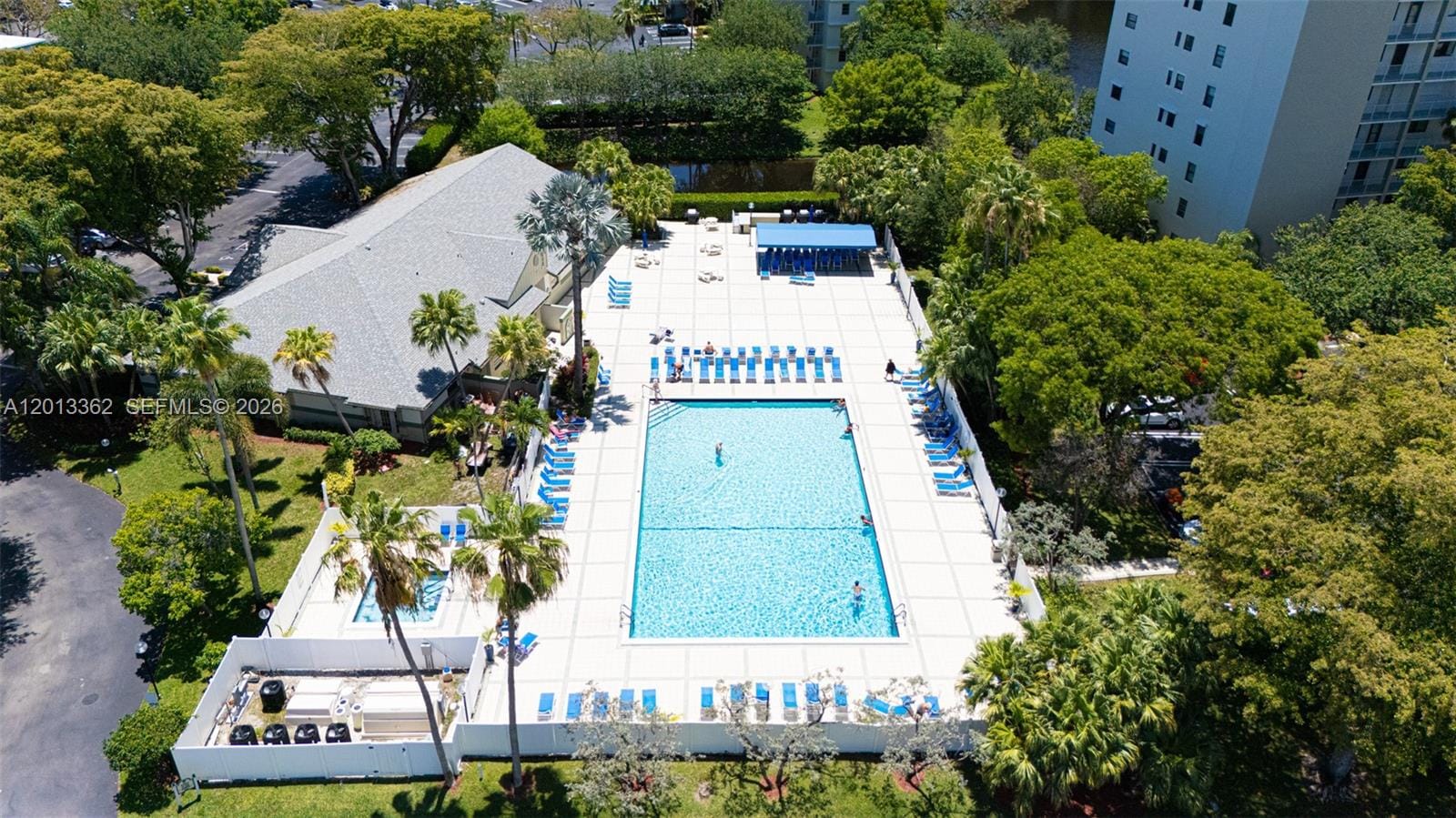 2232 N Cypress Bend Drive 507, Pompano Beach, FL 33069 photo 3