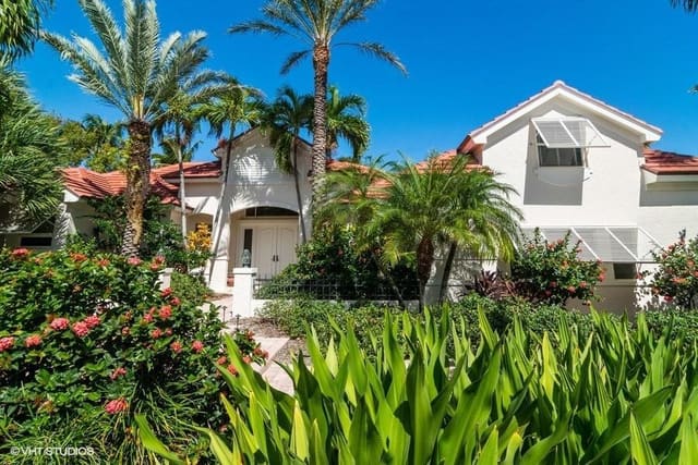 7035 SE Harbor Circle, Stuart, FL 34996
