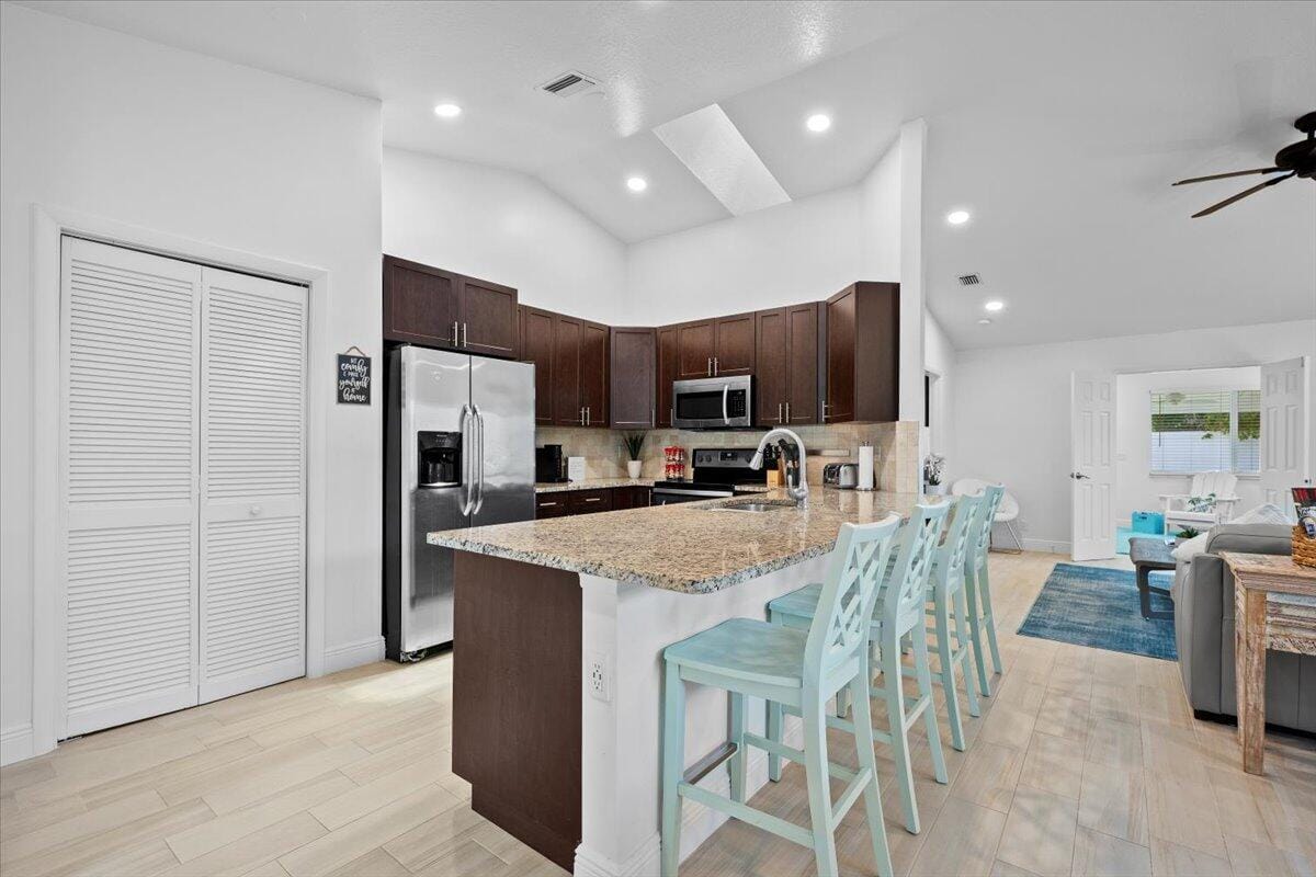 6075 Francis Street, Jupiter, FL 33458 photo 3