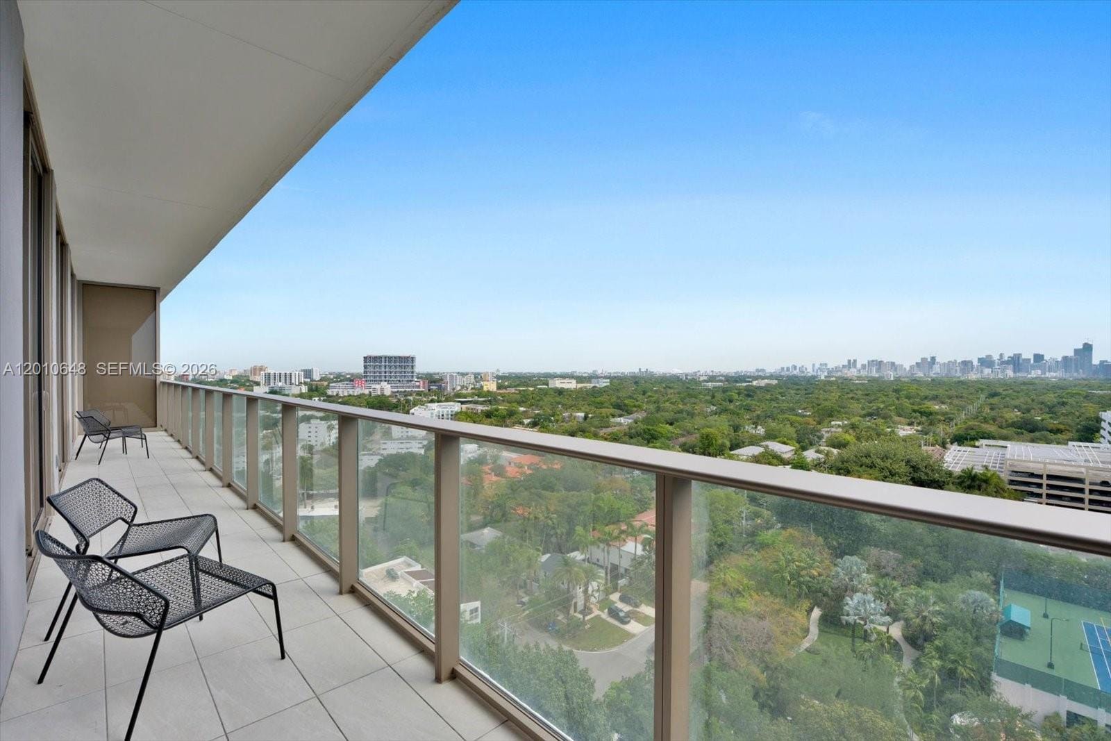 2678 Tigertail Avenue 1404 — photo 4
