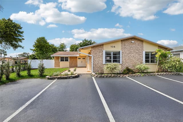 108 SE 4th Terrace, Dania Highlands, Dania Beach, FL