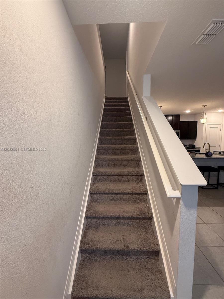 1557 SW Dycus Avenue — photo 6