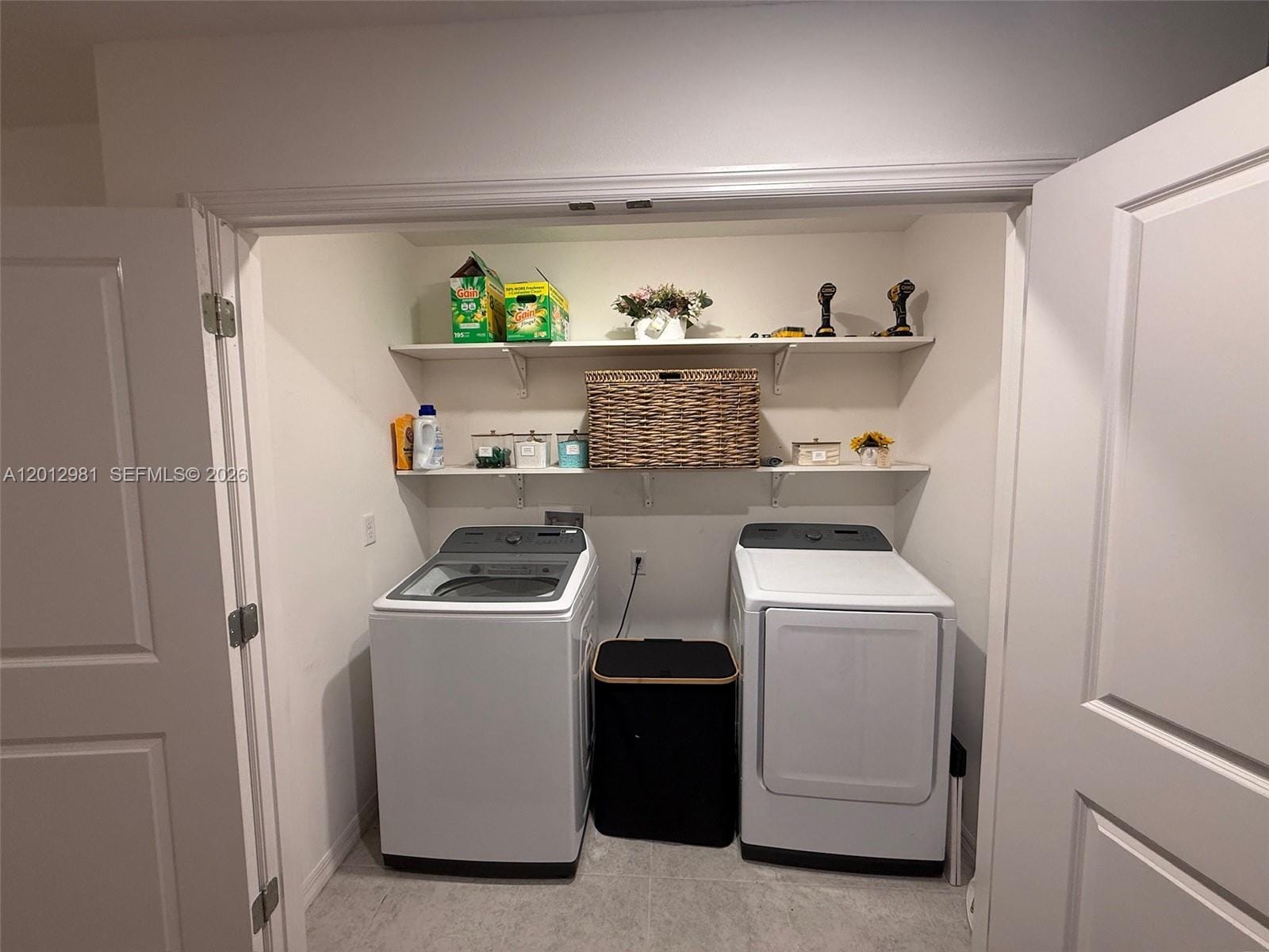 1557 SW Dycus Avenue — photo 7