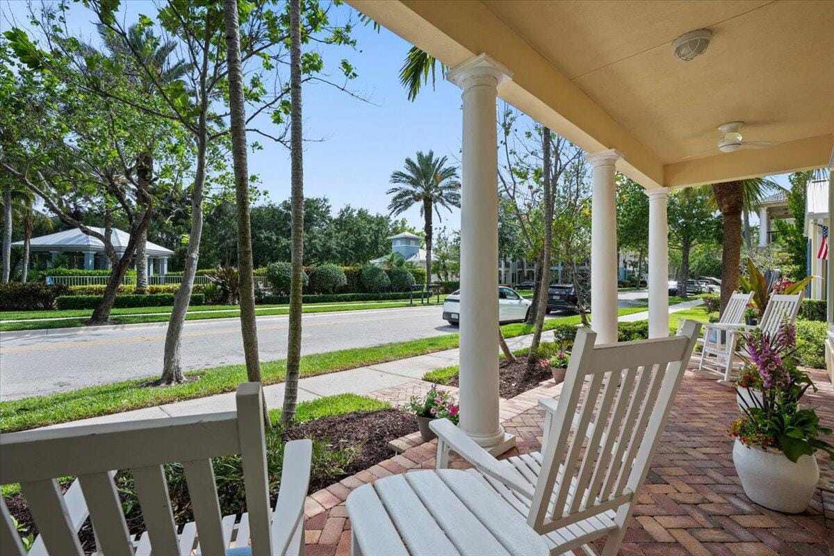 133 Sugarberry Drive — photo 3