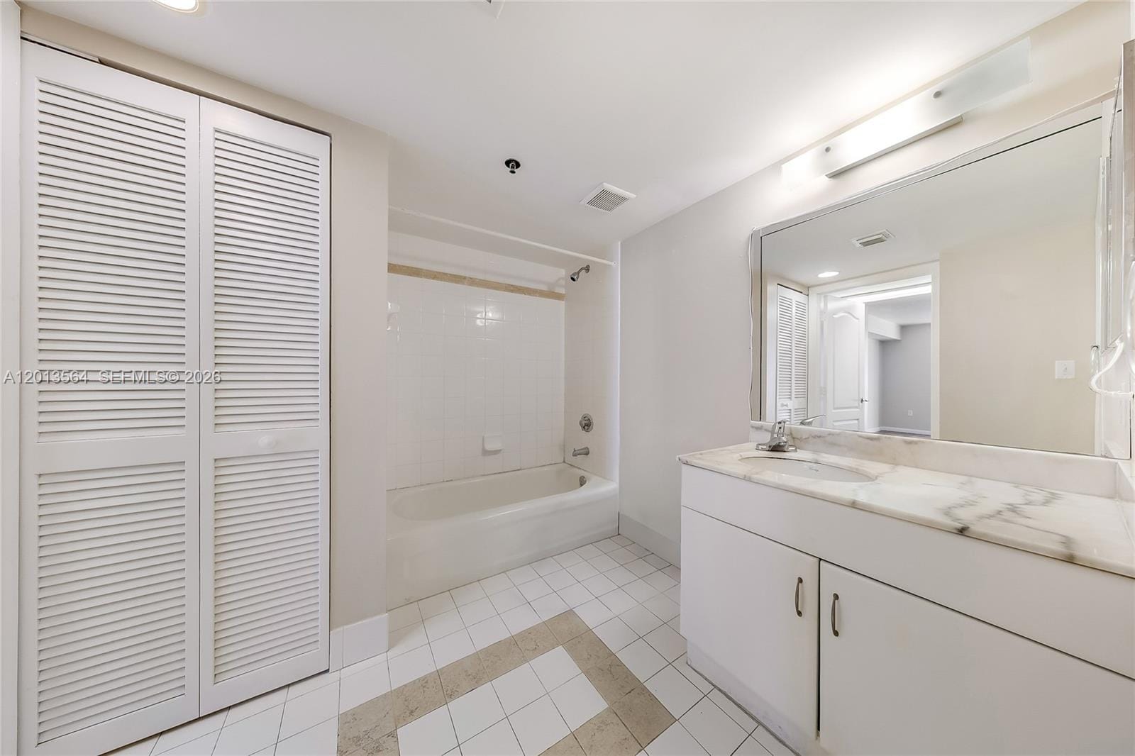 1200 Brickell Bay Drive 3122, Miami, FL 33131 photo 9