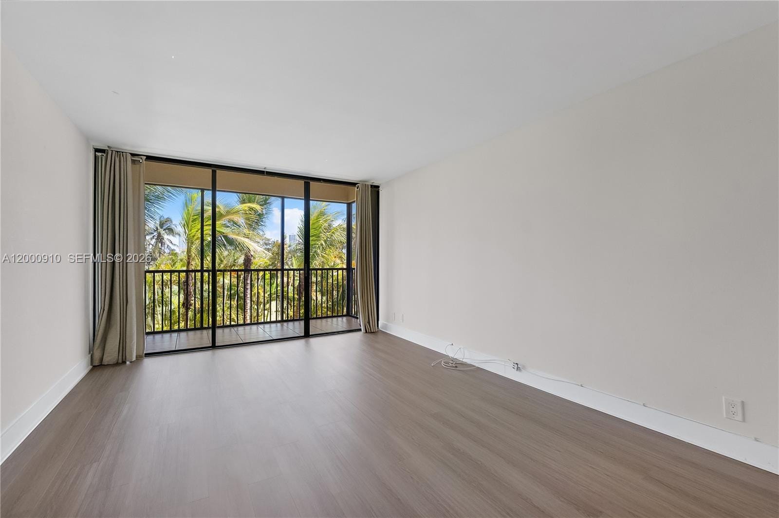 20335 W Country Club Drive 208, Aventura, FL 33180 photo 18