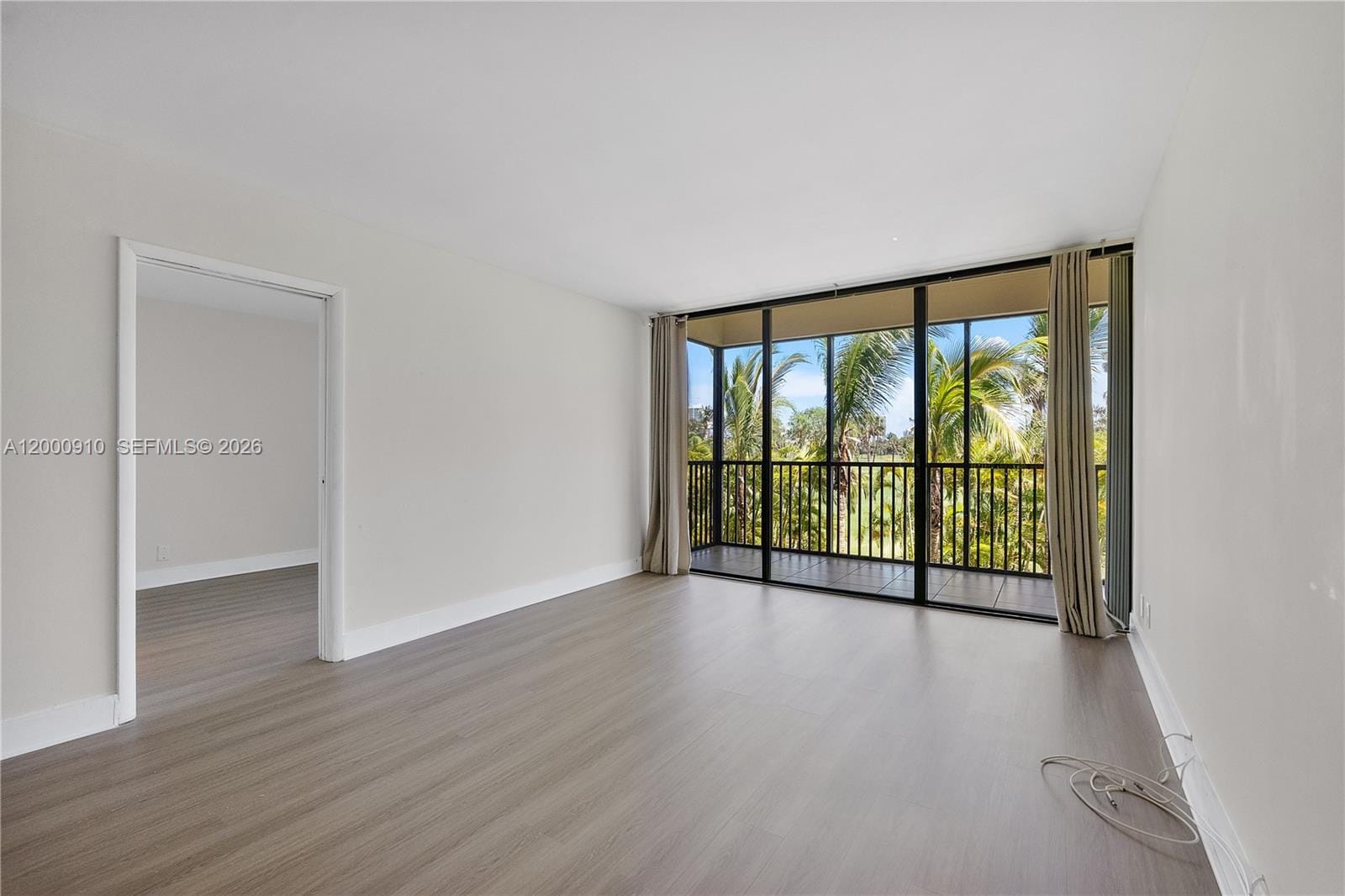 20335 W Country Club Drive 208, Aventura, FL 33180 photo 21