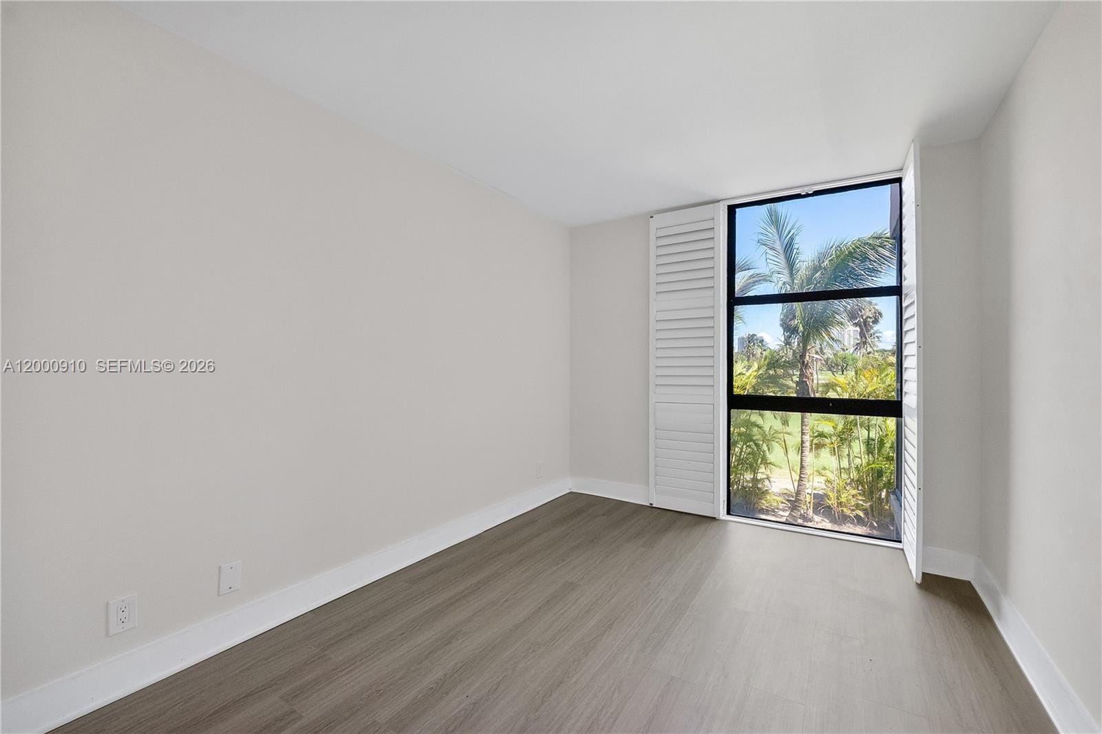 20335 W Country Club Drive 208, Aventura, FL 33180 photo 22
