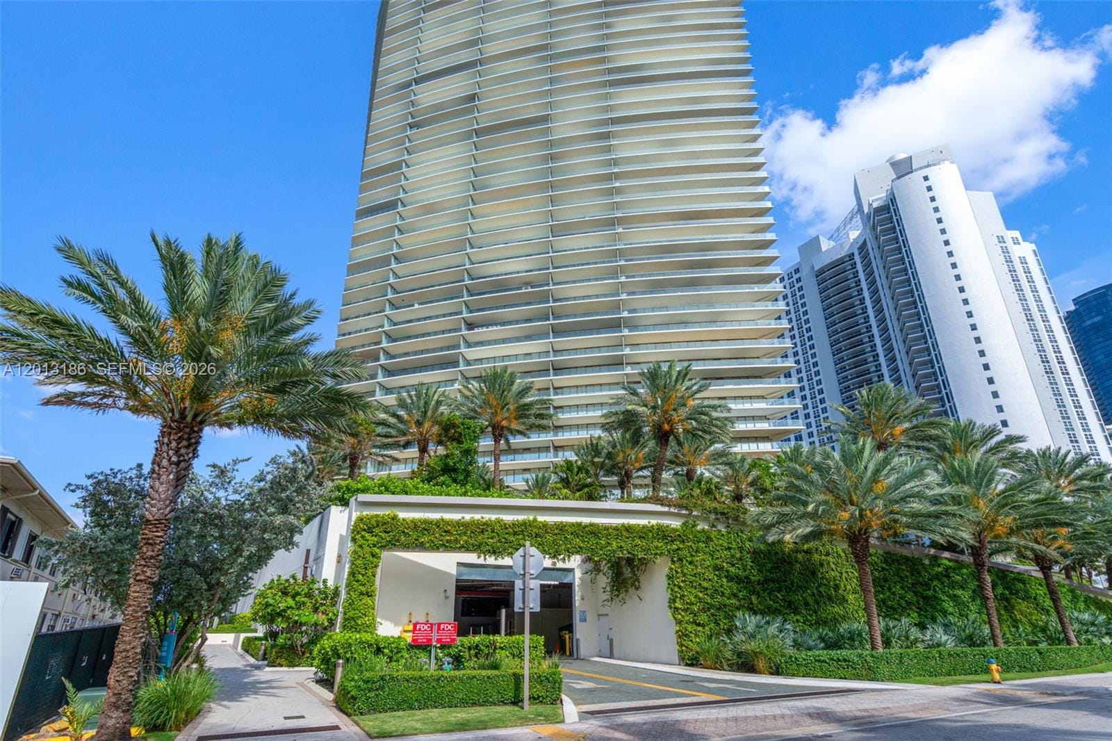 18975 Collins Avenue 3605 — photo 2