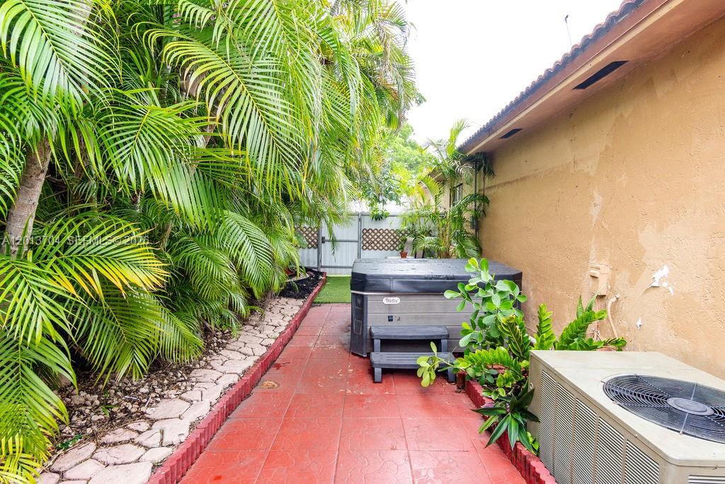 7411 W 33rd Avenue, Hialeah, FL 33018 photo 28