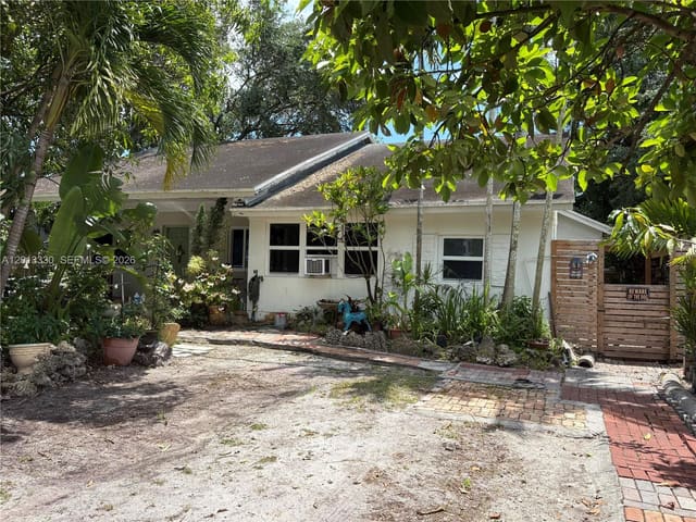 5930 SW 44th Terrace, Riviera Estates 1st Addn, Miami, FL