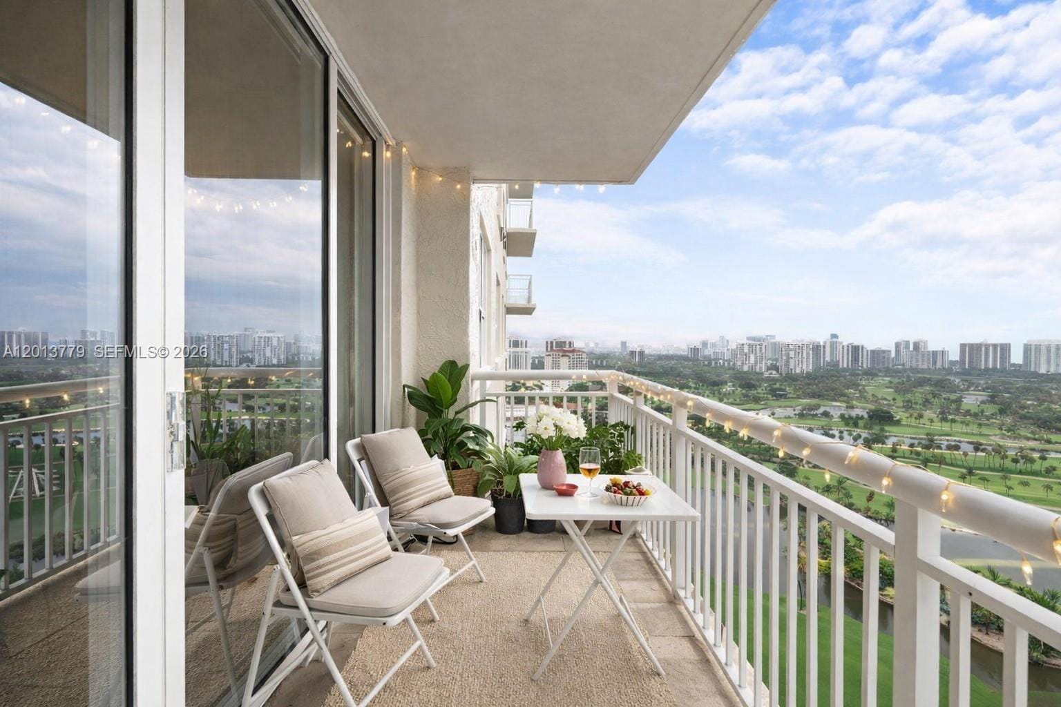 19501 W Country Club Drive 2415, Aventura, FL 33180 photo 3
