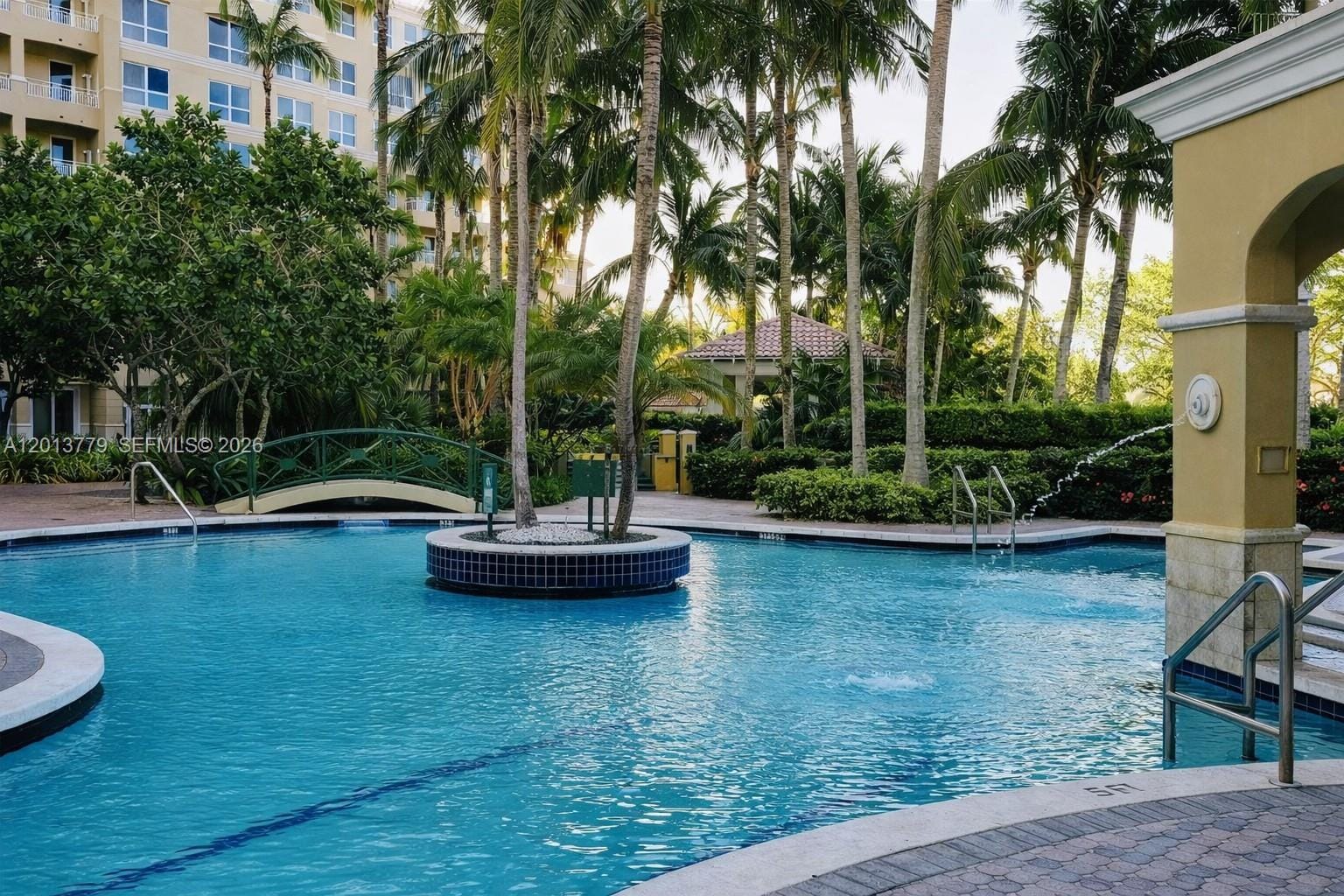 19501 W Country Club Drive 2415, Aventura, FL 33180 photo 30
