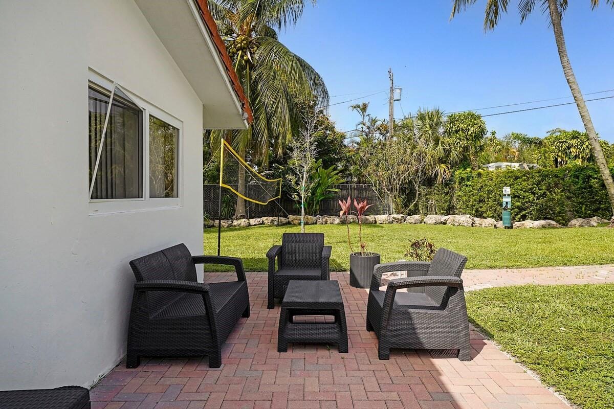 332 NW 26th Court, Wilton Manors, FL 33311 photo 20