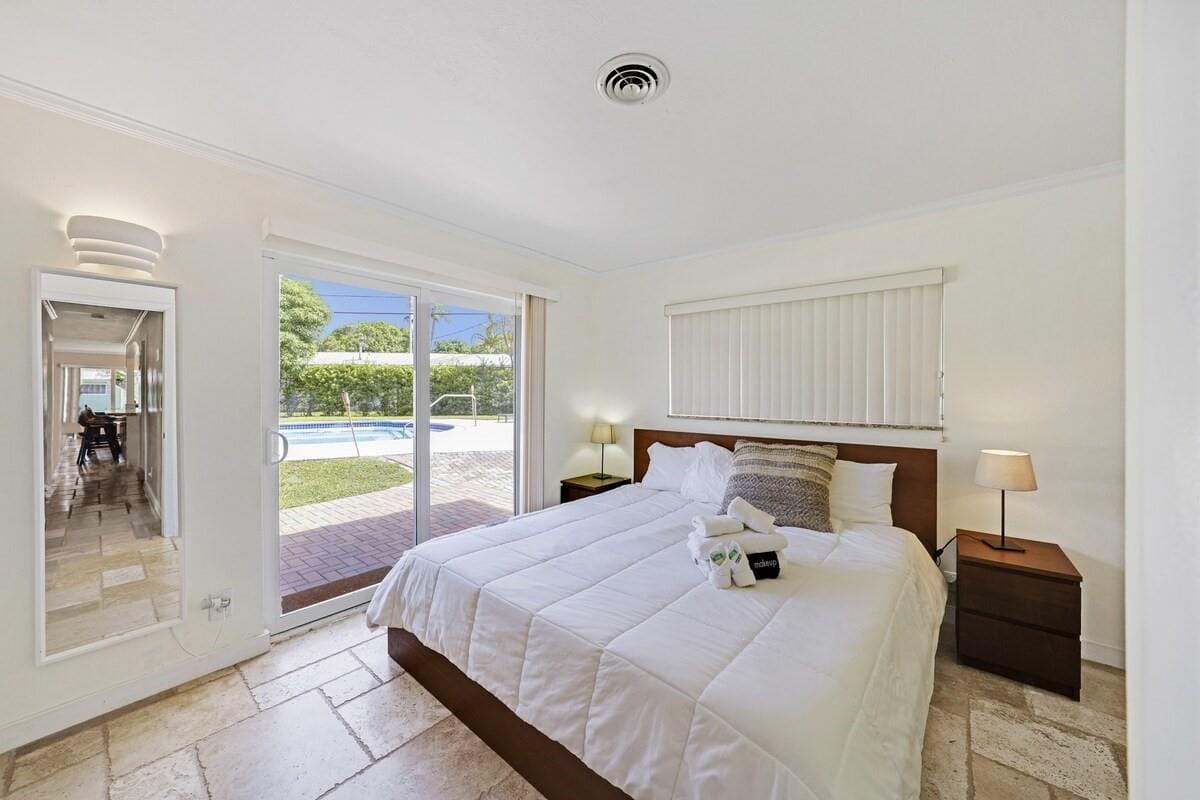 332 NW 26th Court, Wilton Manors, FL 33311 photo 21