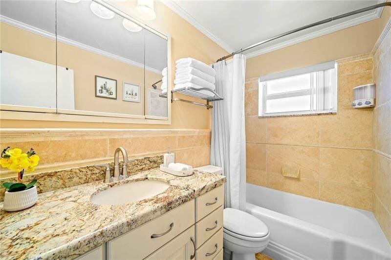 332 NW 26th Court, Wilton Manors, FL 33311 photo 27