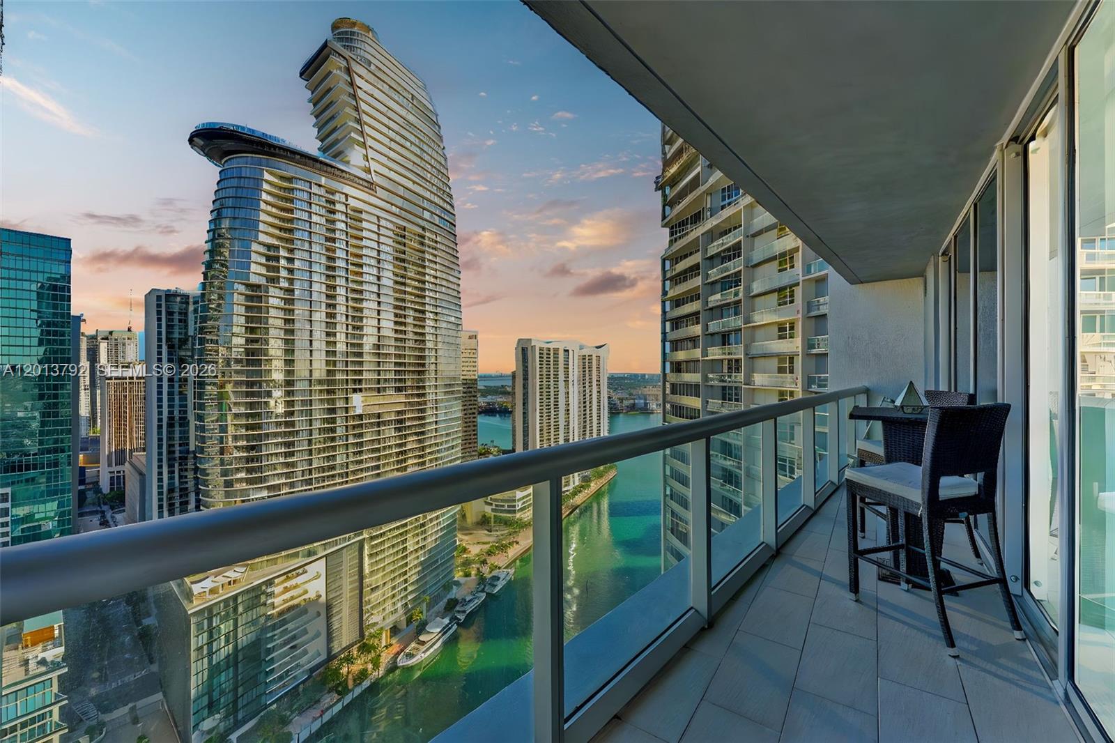 475 Brickell Avenue 3515, Miami, FL 33131, Miami