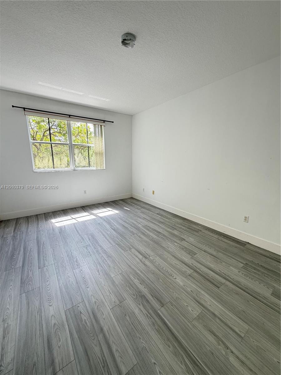 4939 N Harbor Isles Drive 106 — photo 12