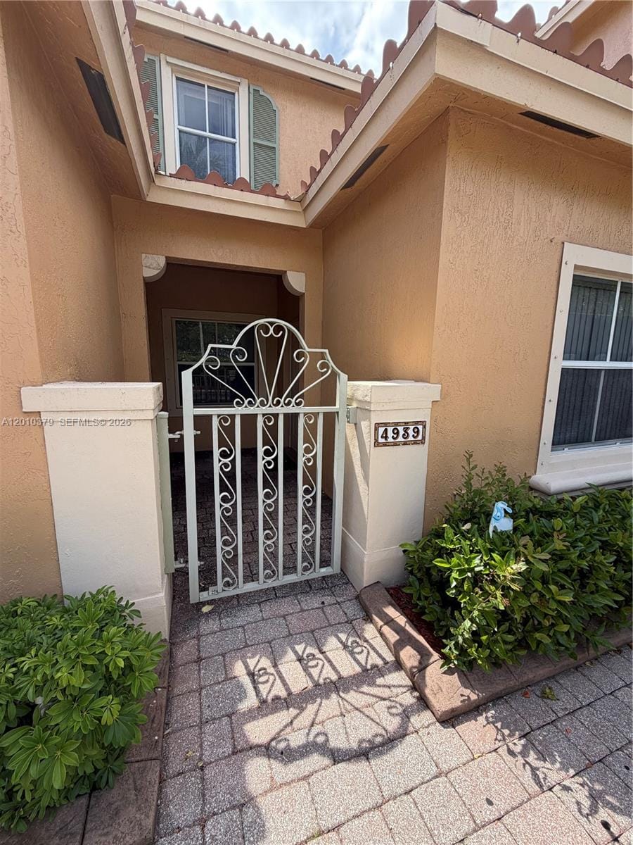 4939 N Harbor Isles Drive 106 — photo 4
