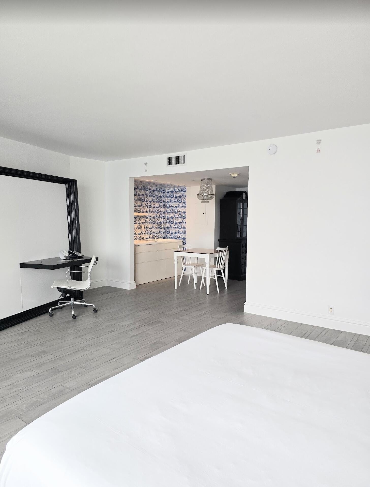 1100 West Avenue 918 — photo 4
