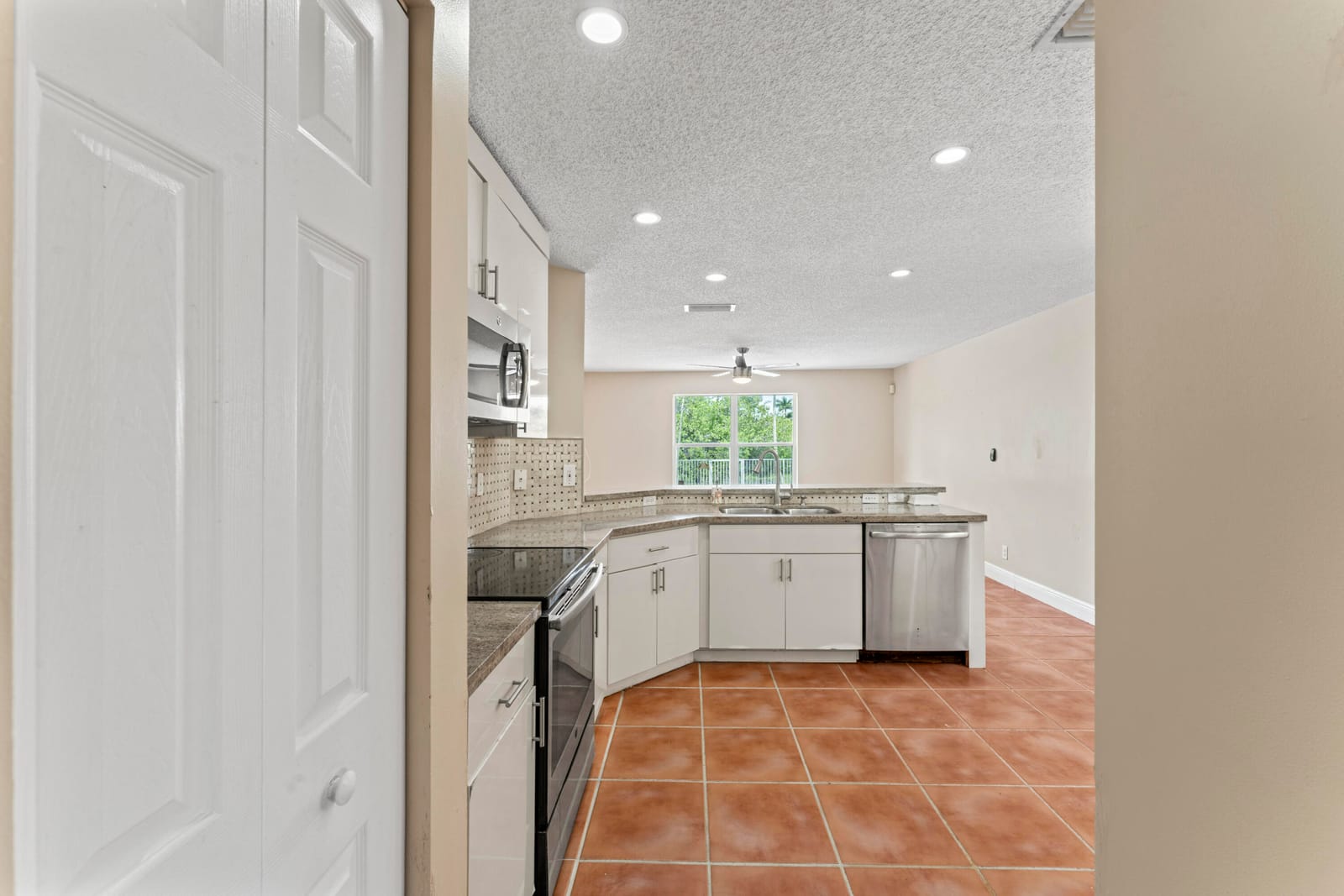 2103 SW 173rd Avenue, Miramar, FL 33029 photo 26