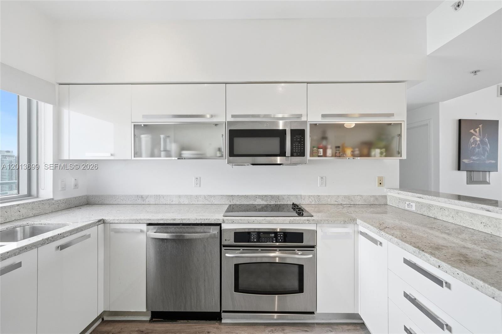 601 NE 36th Street 2707 — photo 11