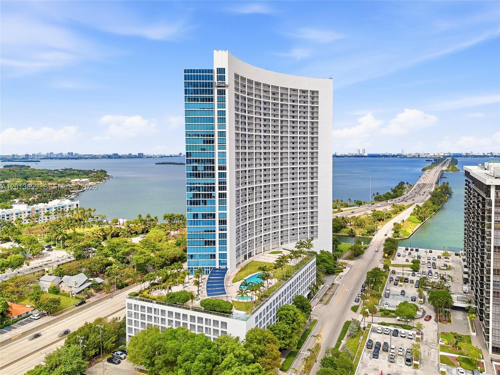 601 NE 36th Street 2707, Miami, FL 33137 photo 27