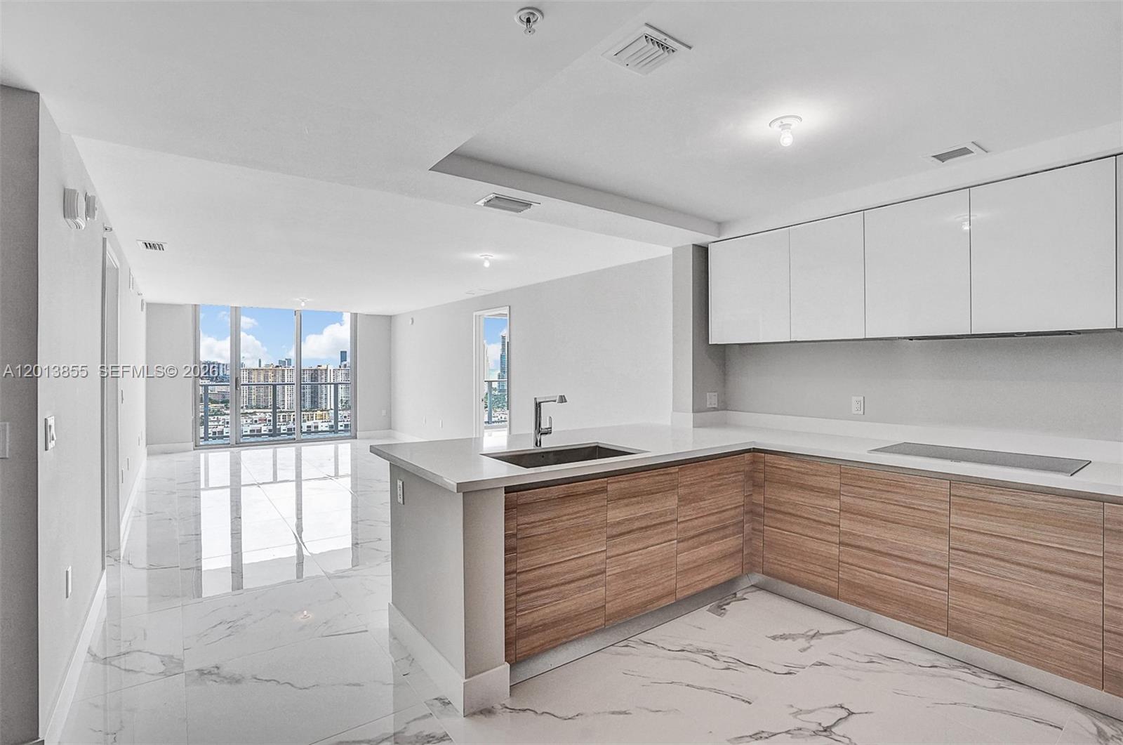 330 Sunny Isles Boulevard 52205, Sunny Isles Beach, FL 33160, Sunny Isles Beach