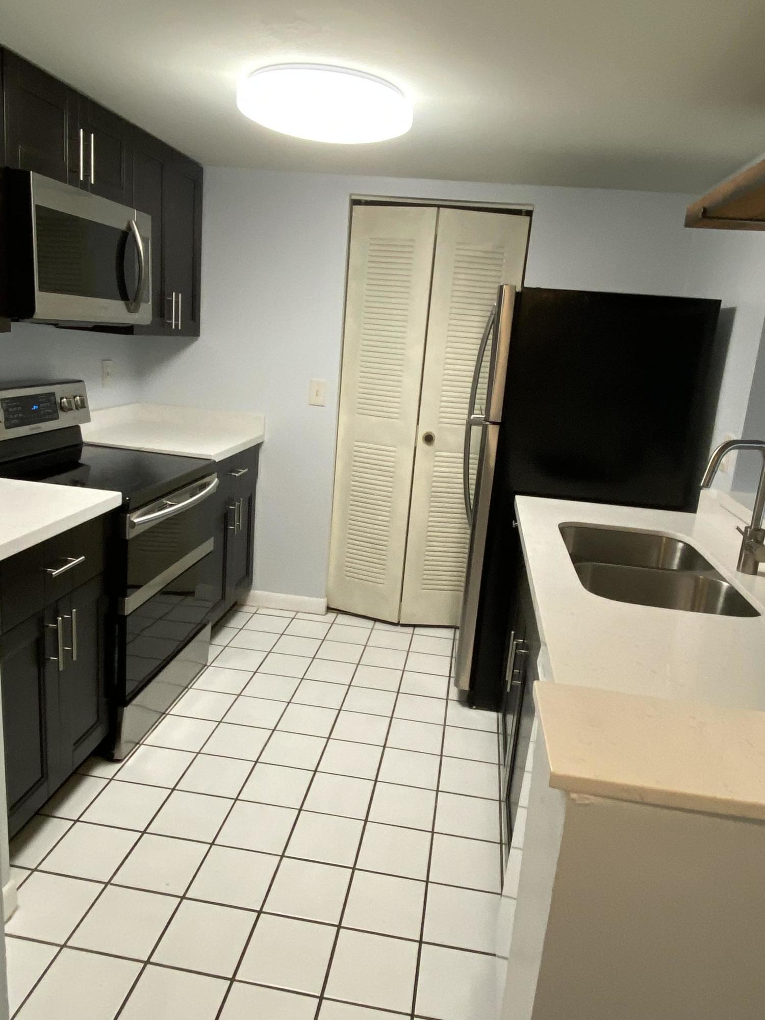 9899 Westview Drive 527, Coral Springs, FL 33076, Coral Springs