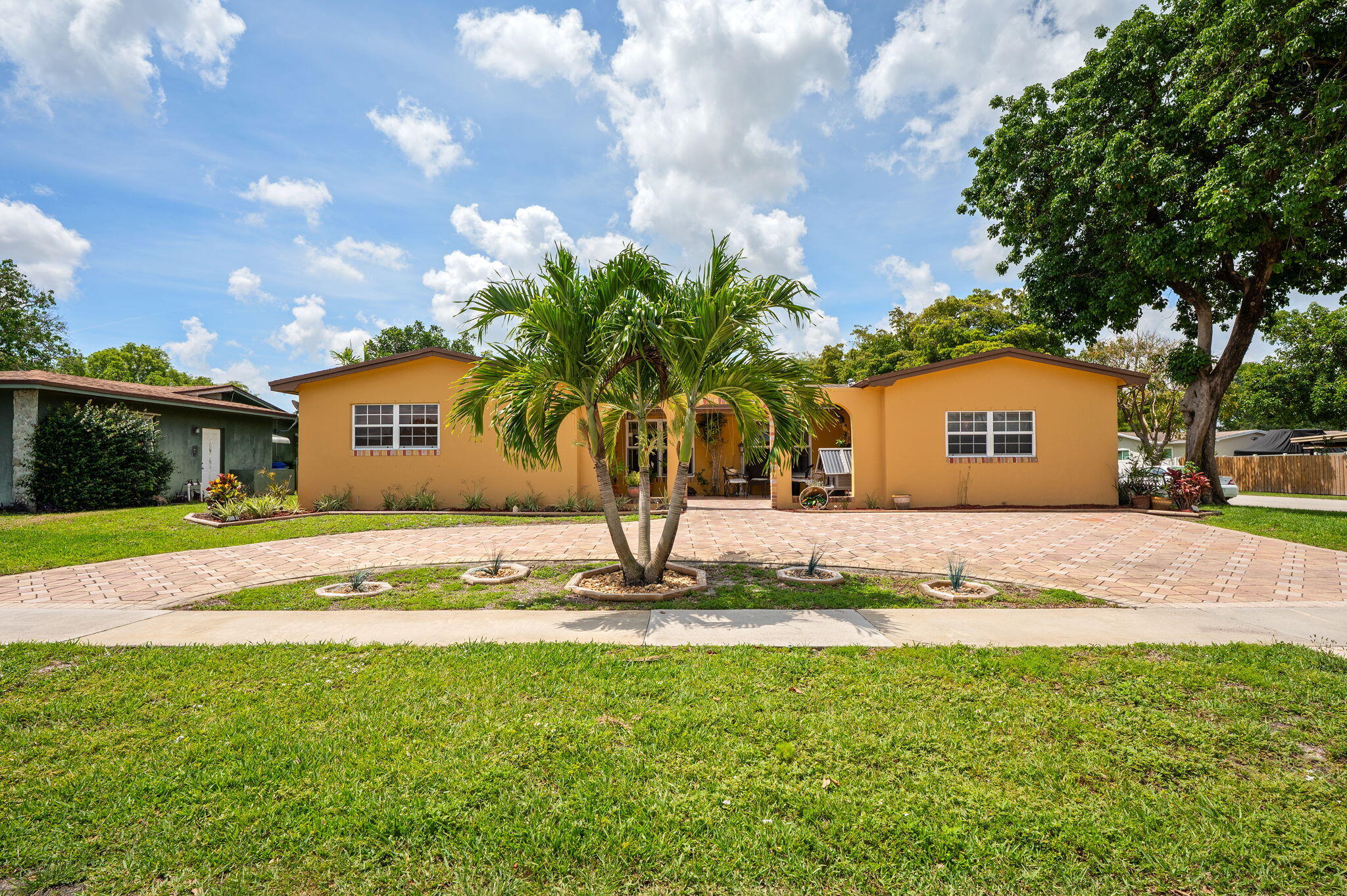 8350 NW 23rd Street, Pembroke Pines, FL 33024, Pembroke Pines