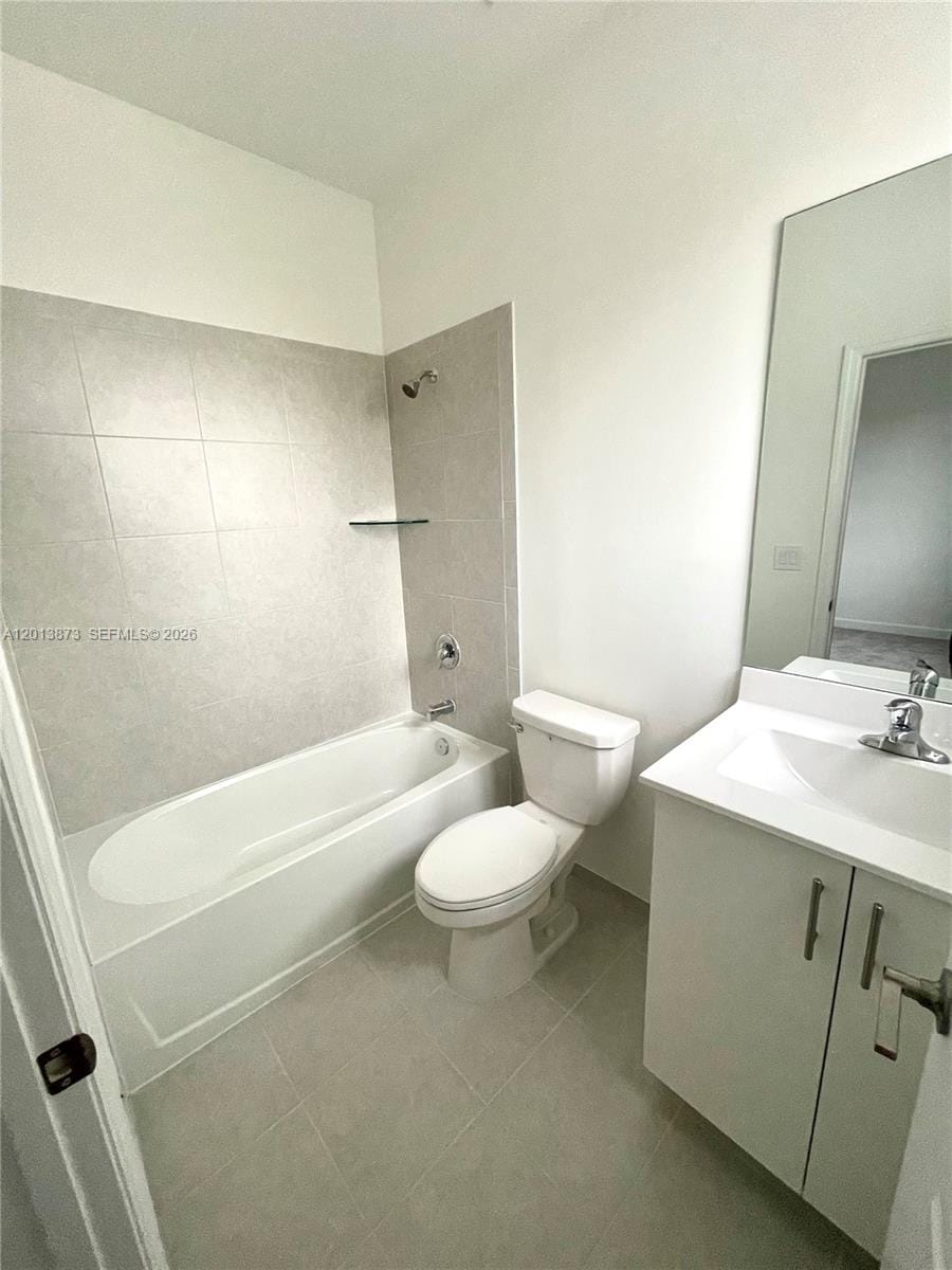 929 NE 211th Street — photo 10
