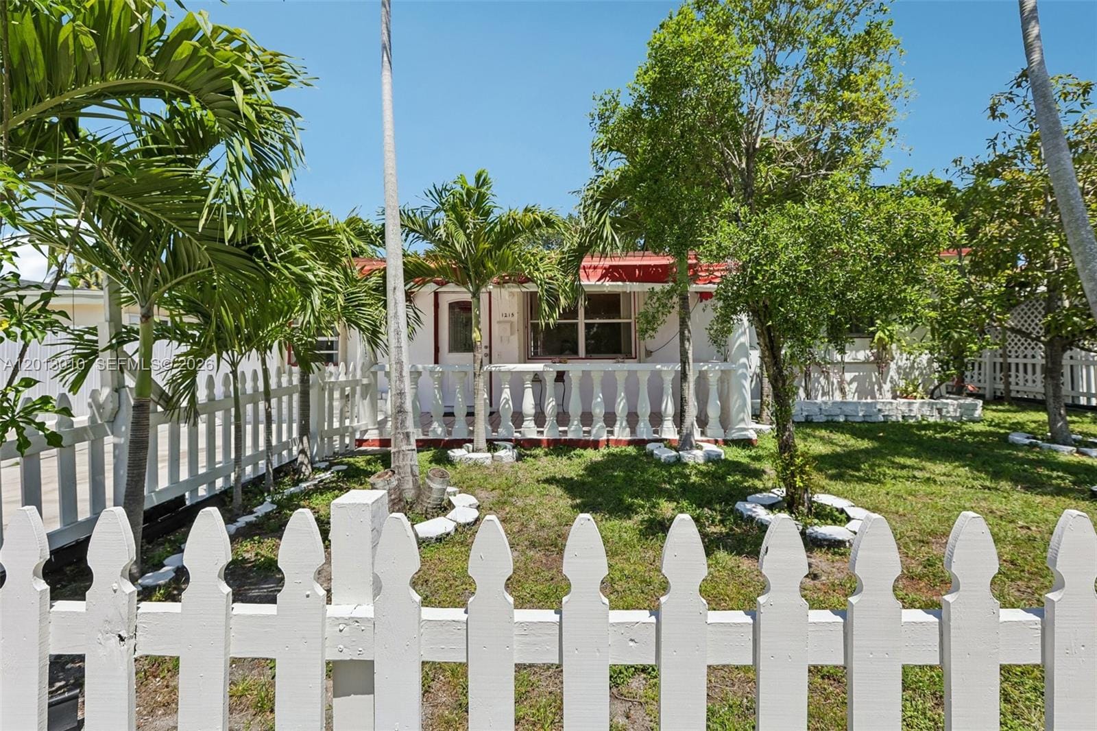 1215 S 24th Avenue, Hollywood, FL 33020