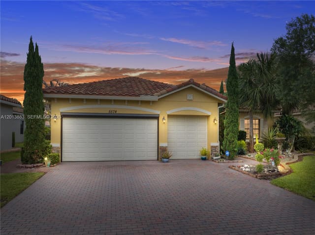 5574 49th Avenue, Verolago, Vero Beach, FL