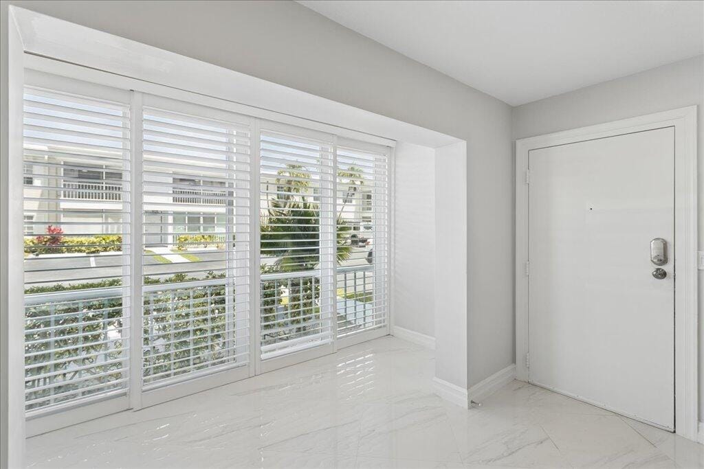 6379 Bay Club Drive 2, Fort Lauderdale, FL 33308 photo 4