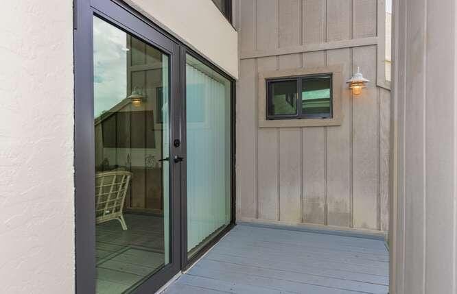 1605 S Us Highway 1 9h — photo 11