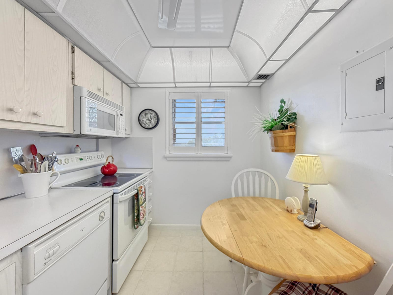 555 NW 4th Avenue 401, Boca Raton, FL 33432 photo 3