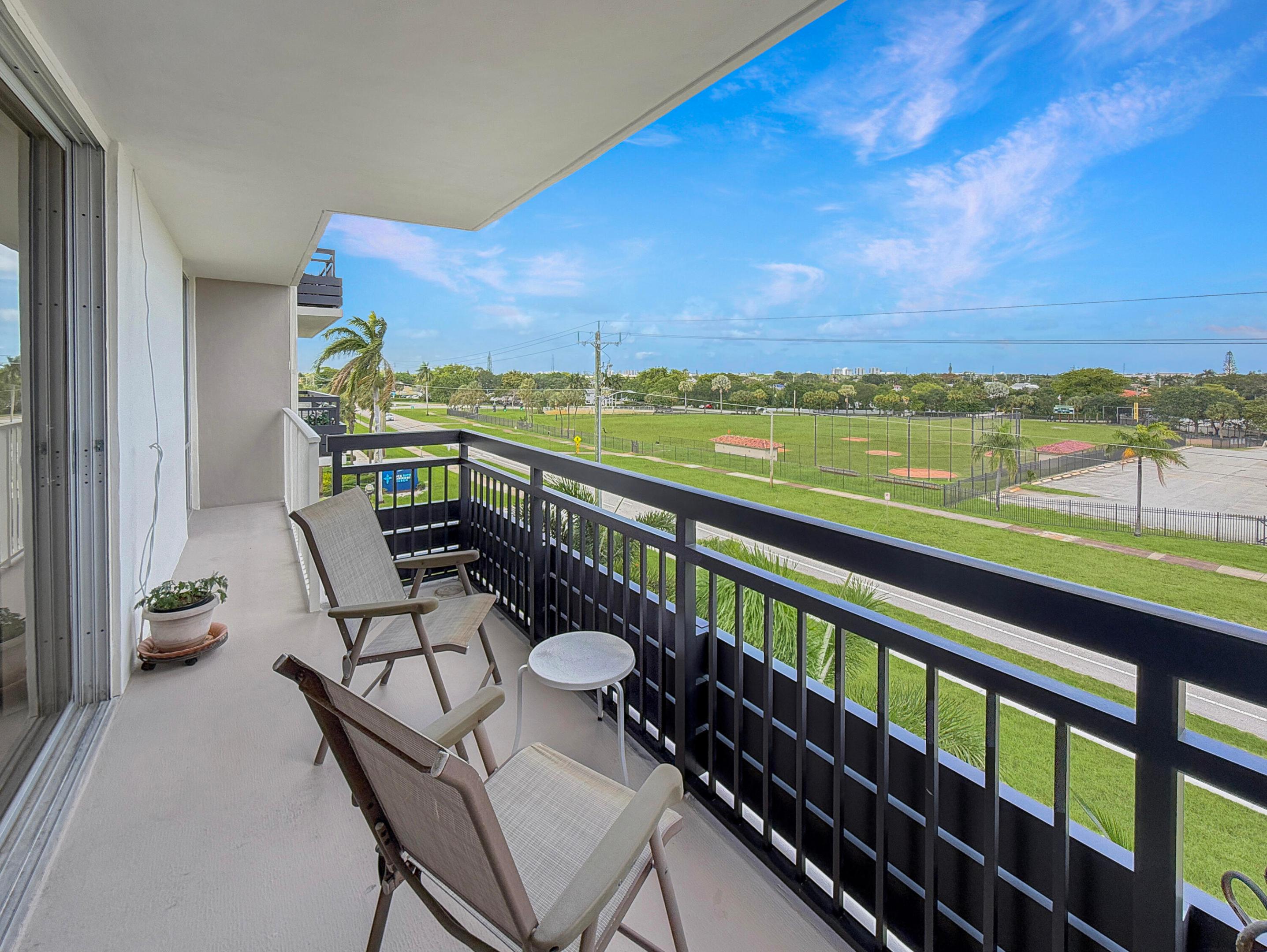 555 NW 4th Avenue 401, Boca Raton, FL 33432, Boca Raton