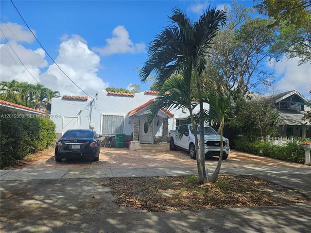 2231 NW 4th Terrace, City Line Park, Miami, FL