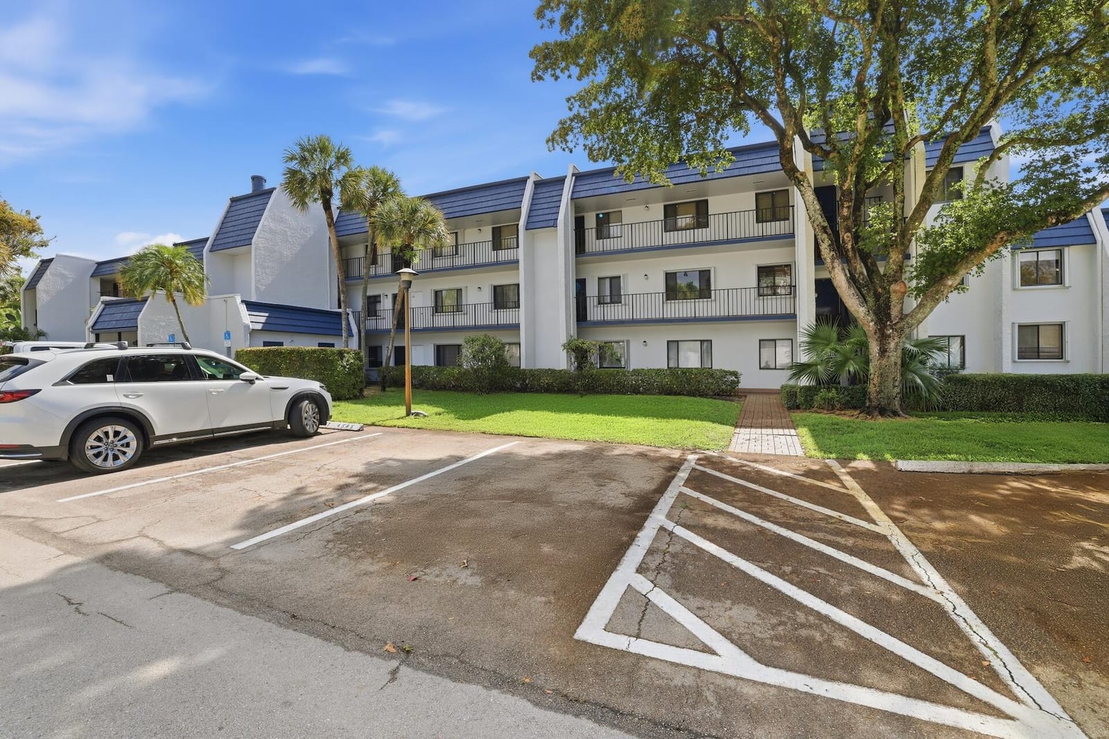4545 Luxemburg Court 206, Greenacres, FL 33467 photo 22