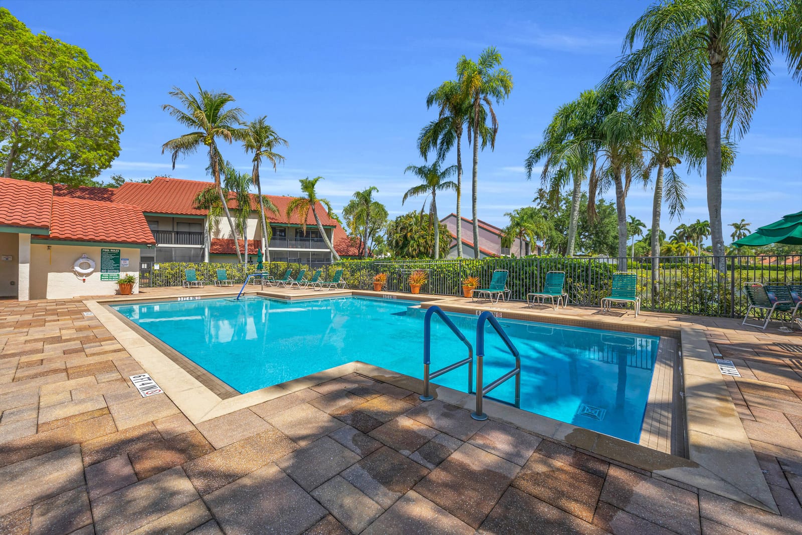 25 Lexington Lane W F, Palm Beach Gardens, FL 33418 photo 21
