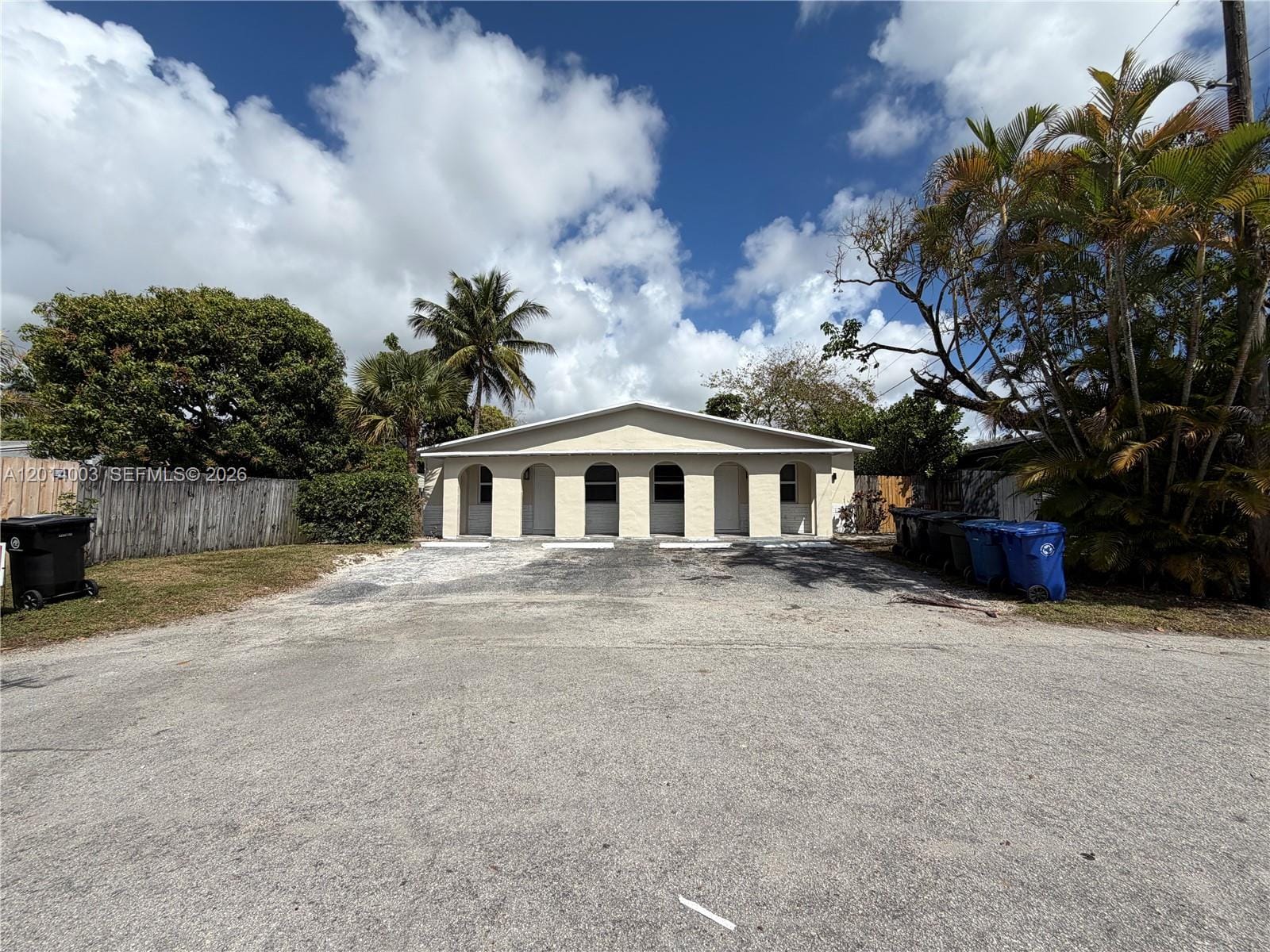 953 SW 16 St | | — photo 7