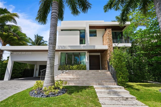 762 Fernwood Road, sold in Biscayne Key Estates, Key Biscayne, FL
