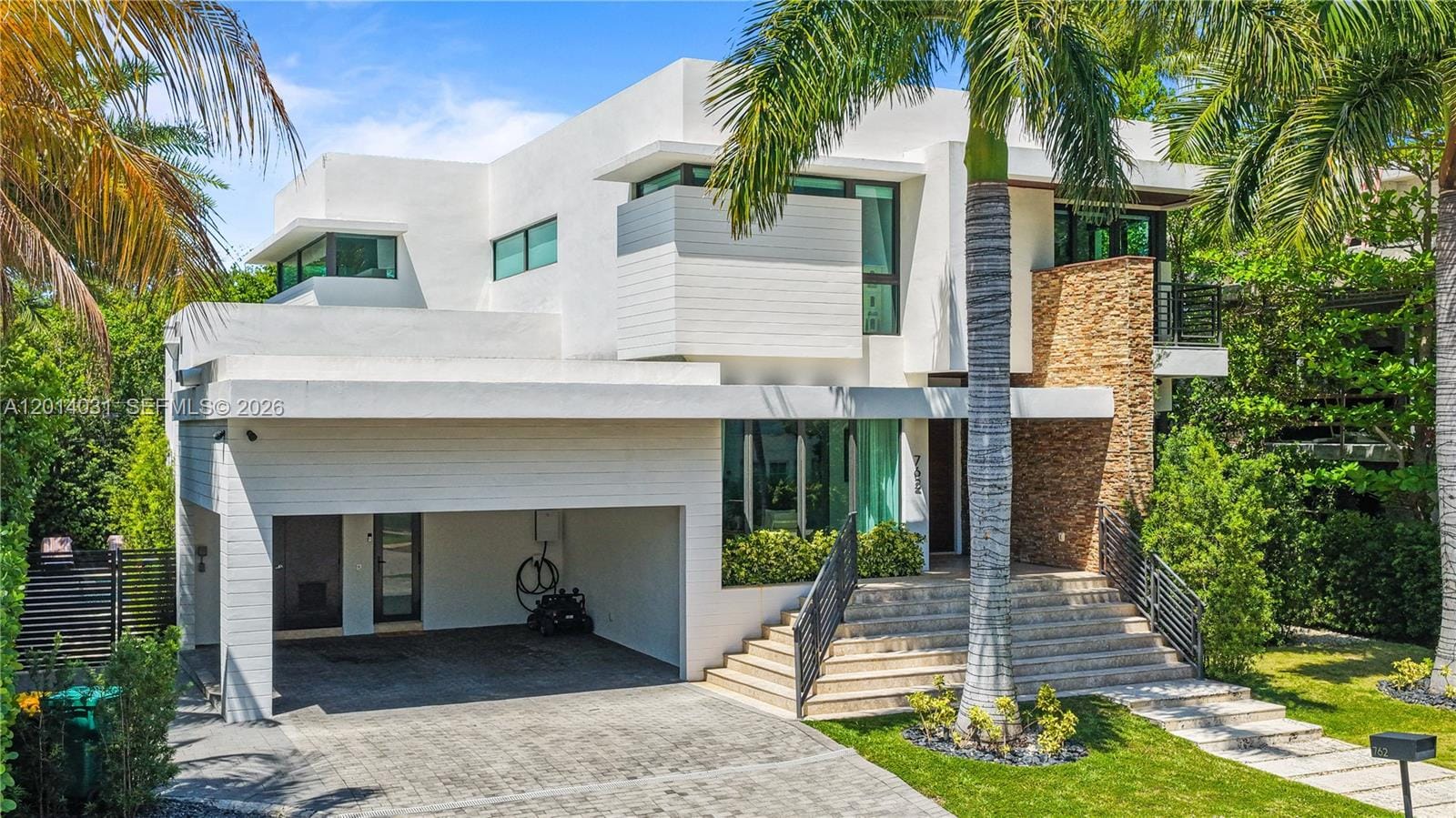 762 Fernwood Road, Key Biscayne, FL 33149 photo 2