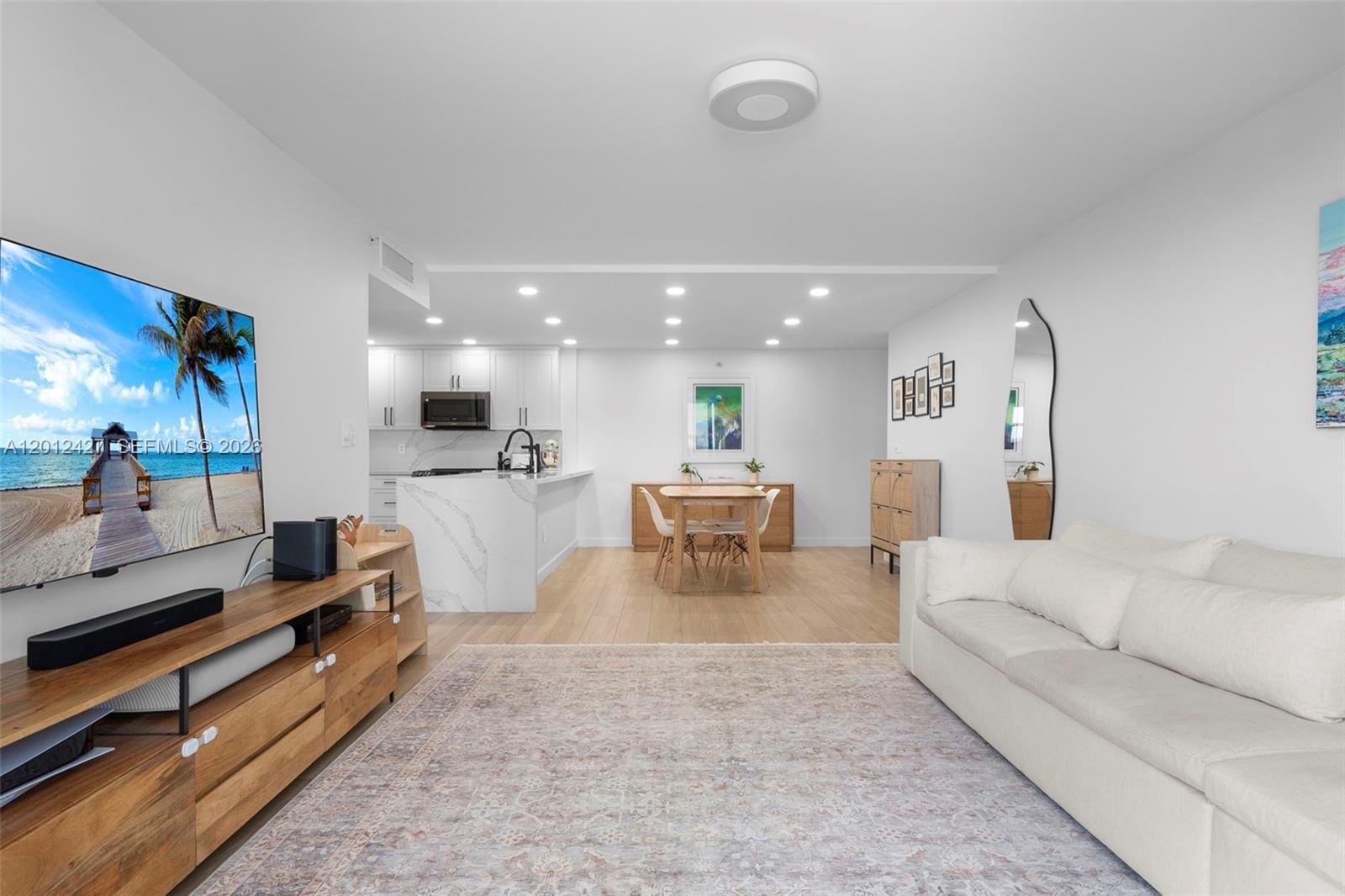 1621 Collins Avenue PH1002, Miami Beach, FL 33139 photo 4