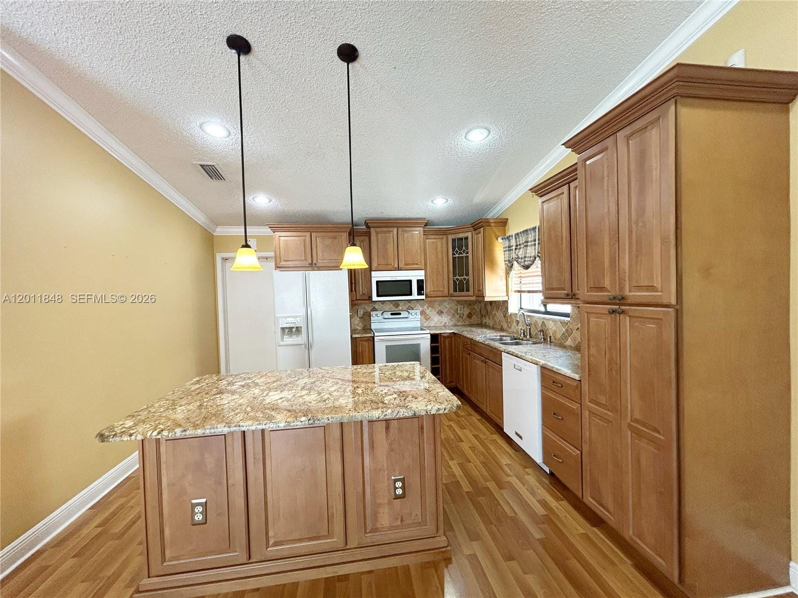 13931 SW 156th Terrace, Miami, FL 33177 photo 4