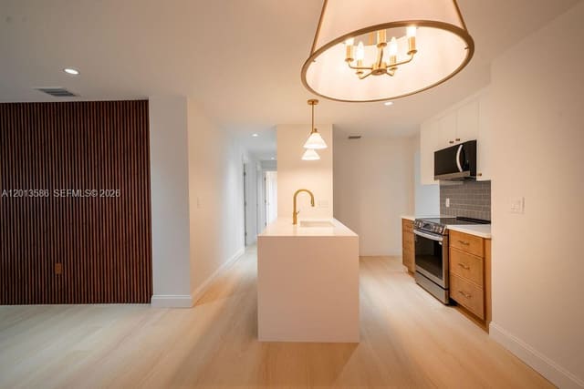1550 S Greenway Drive, Coral Gables, FL 33134