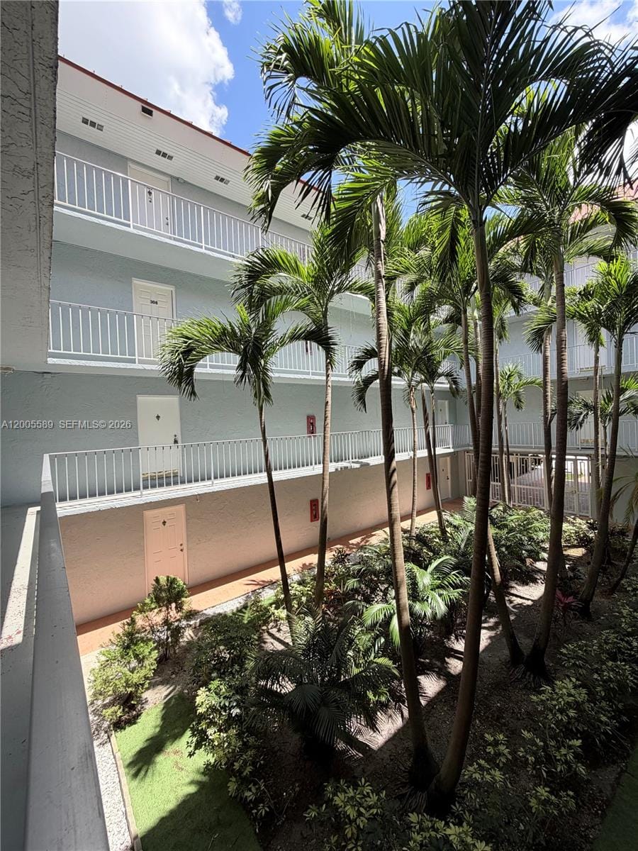 505 S Pine Island Road 208B, Plantation, FL 33324 photo 11