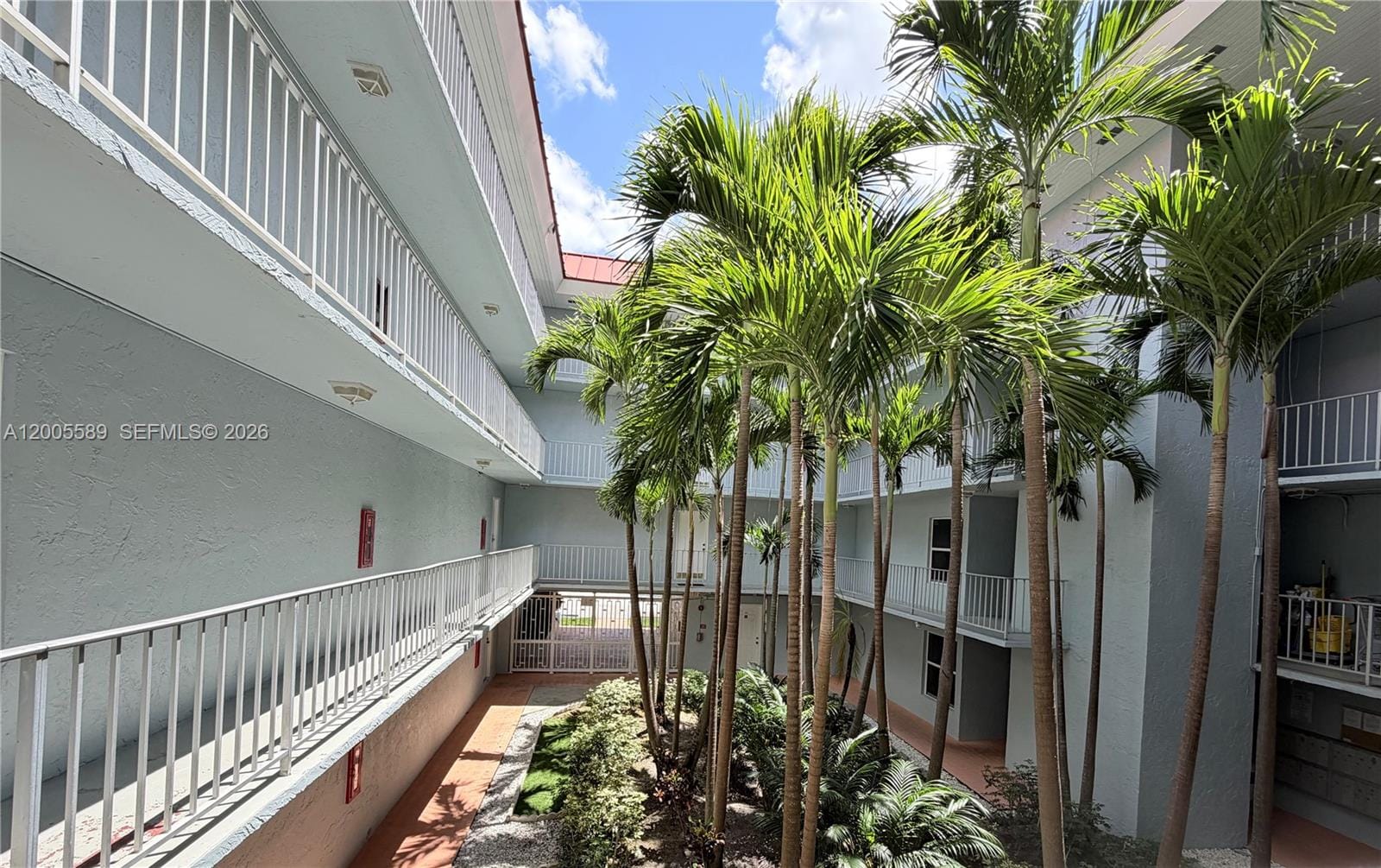 505 S Pine Island Road 208B, Plantation, FL 33324 photo 21