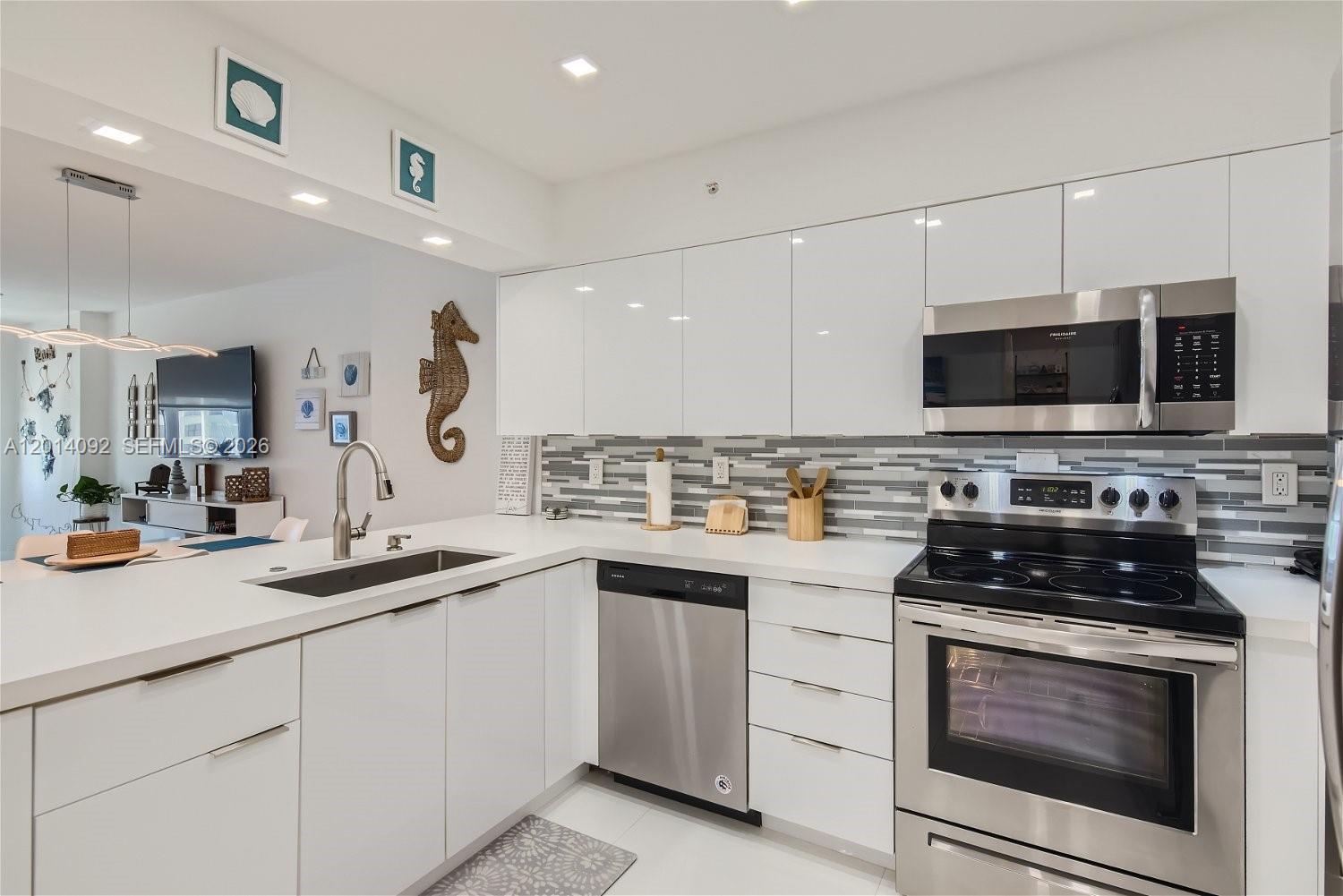2501 S Ocean Drive 1103, Hollywood, FL 33019, Hollywood