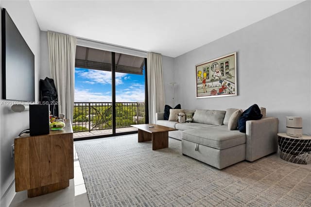 301 Altara Avenue 823, sold in Merrick Manor Condo, Coral Gables, FL